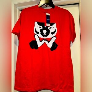 NWT-Men’s Bucky Badger Wisconsin T Shirt
